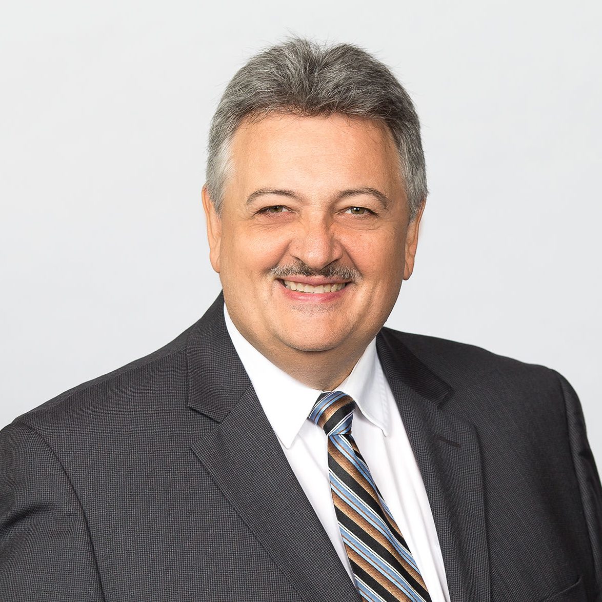 Guy_crevier Guy_crevier